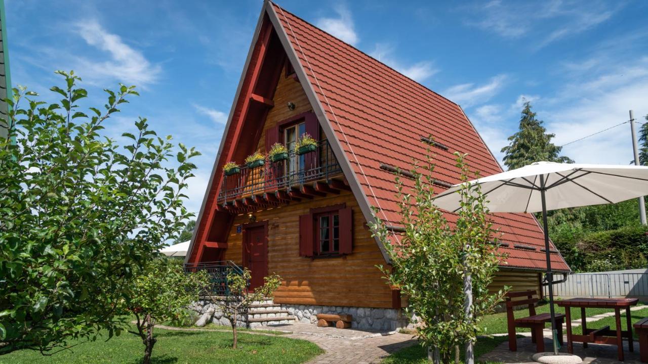 Chalets Runolist Crni Lug Exterior foto