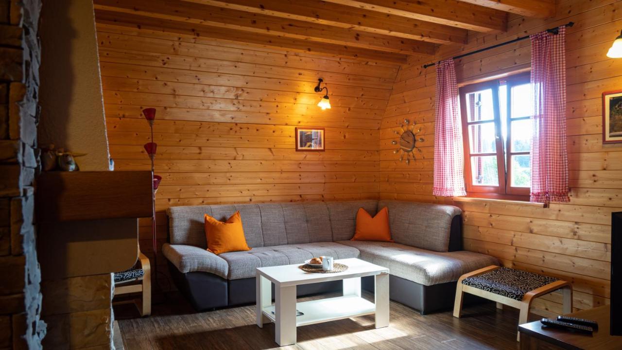 Chalets Runolist Crni Lug Exterior foto